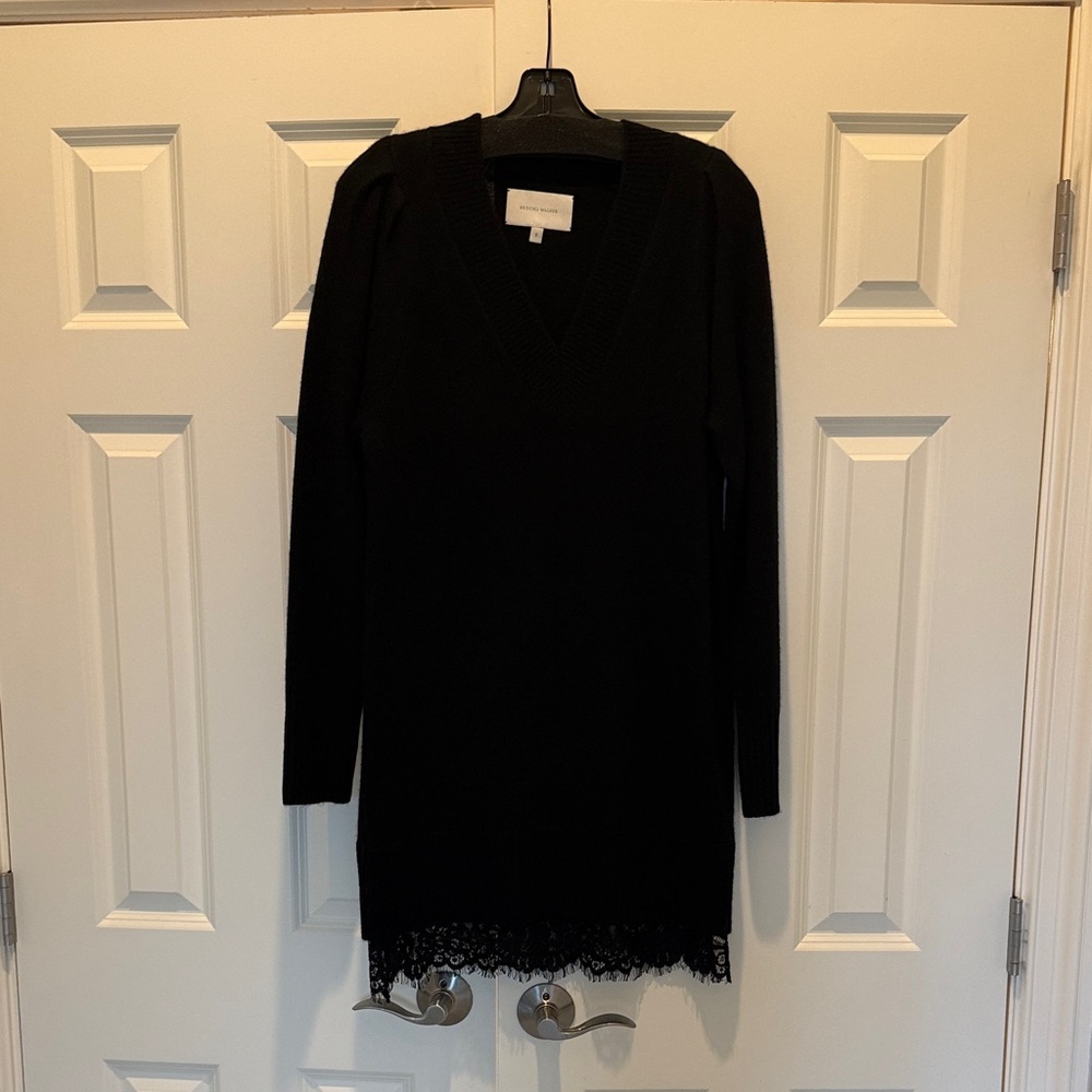 Brochu Walker Black Long-Sleeve V-Neck Dress with Lace Hem